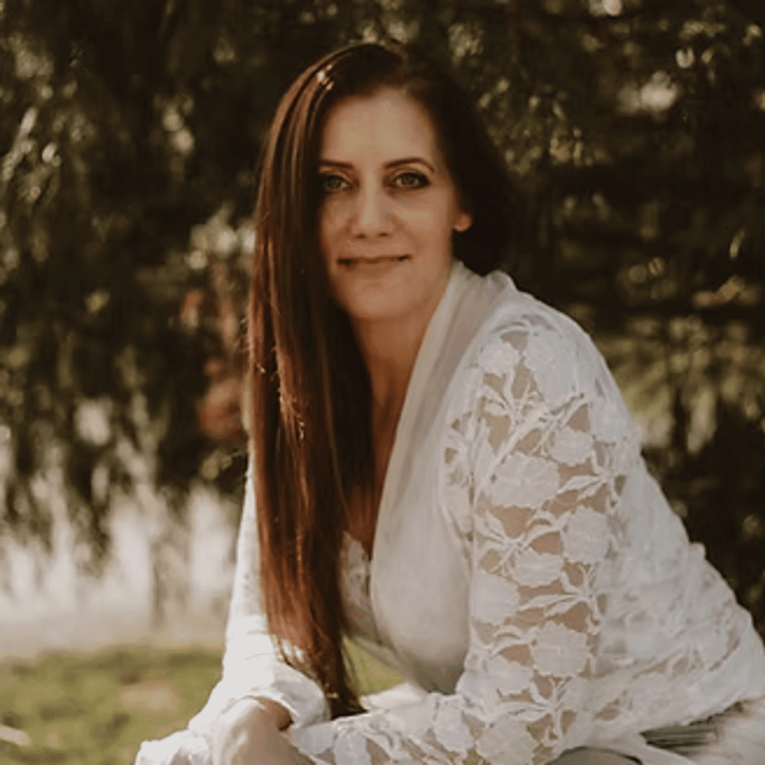 Portrait of Krista  Mbansi, a professional stylist at Beautique Beauty Lounge, showcasing their expertise and style.