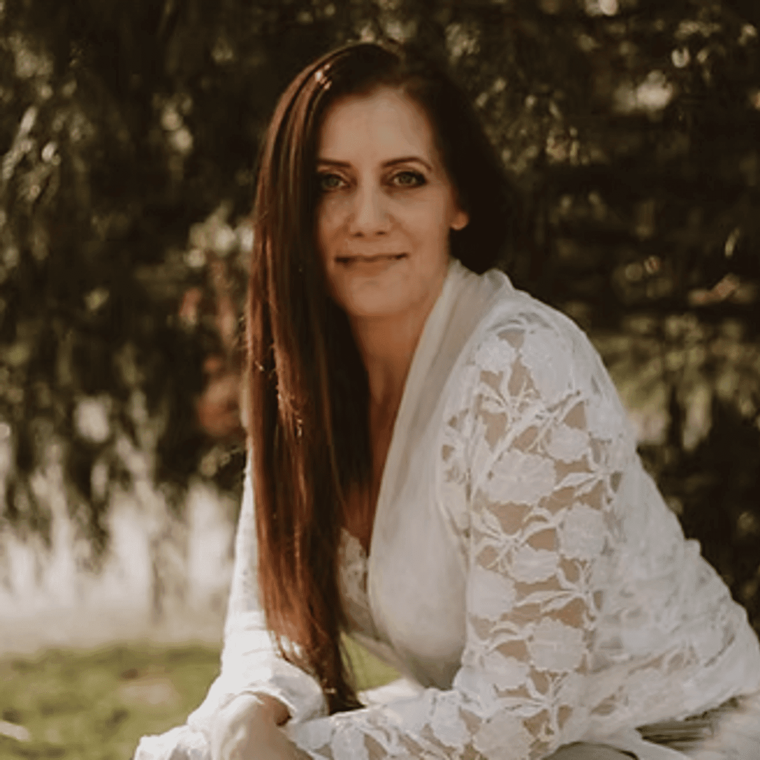 Portrait of Krista  Mbansi, a professional stylist at Beautique Beauty Lounge, showcasing their expertise and style.